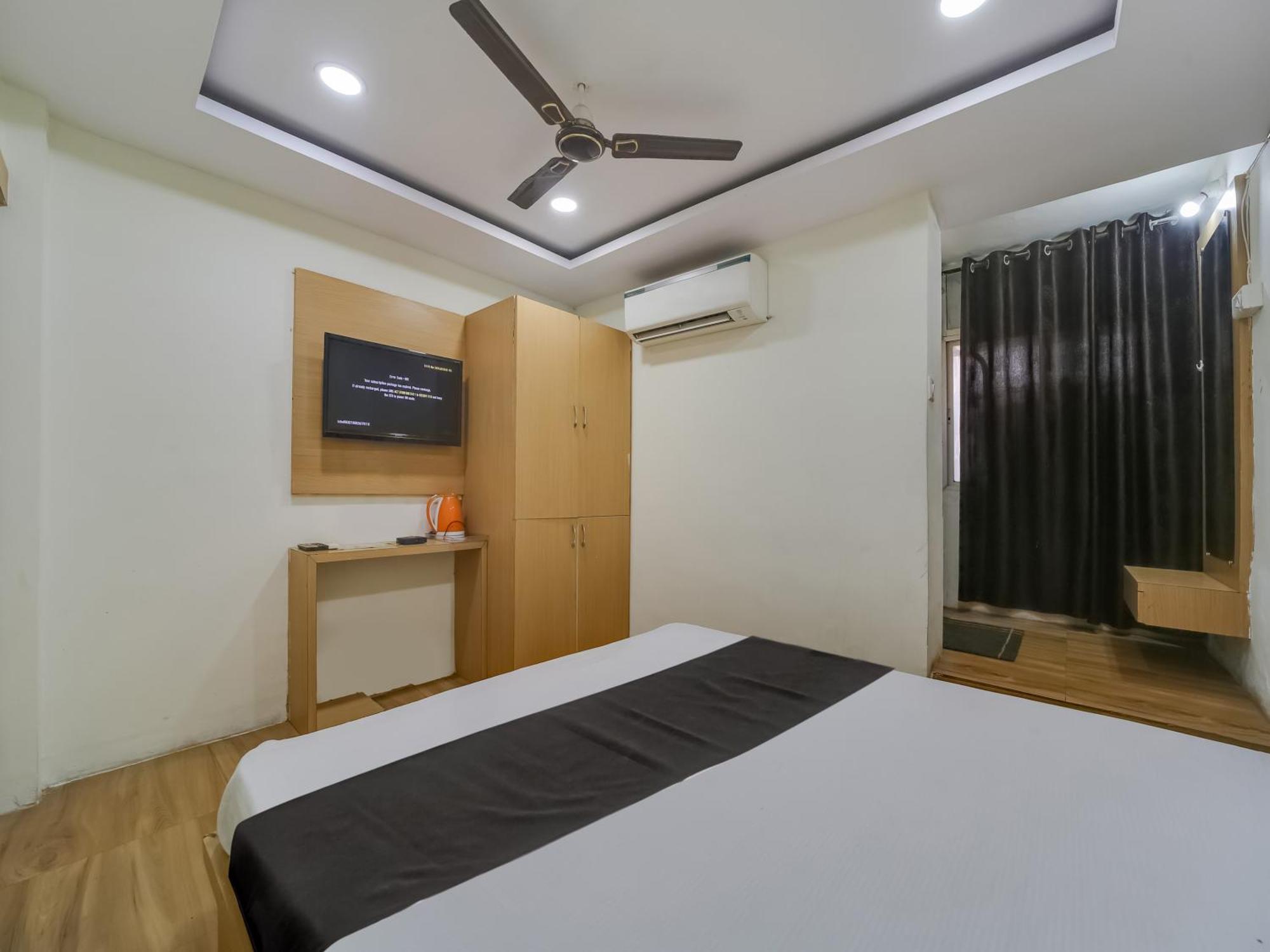Super Hotel O The Surbhi โบปาล ภายนอก รูปภาพ